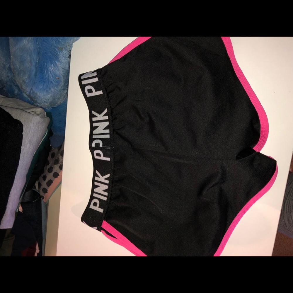 Performance shorts